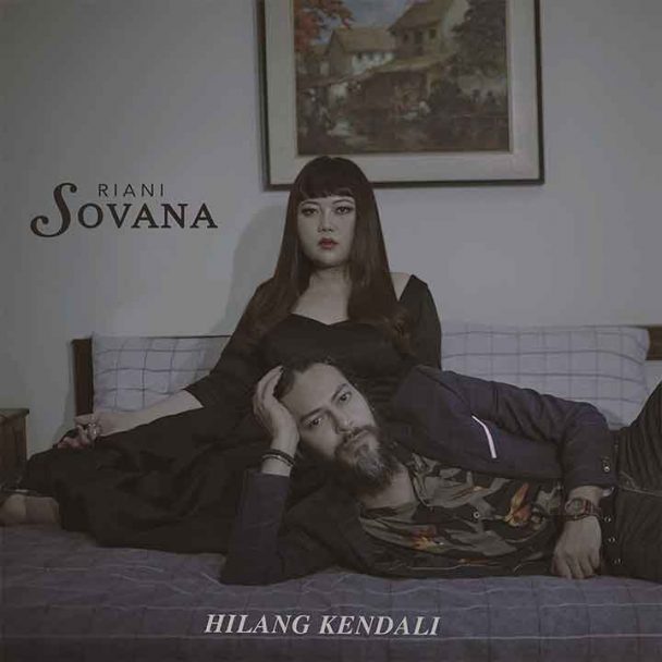 Music Riani Sovana Solois Single Hilang Kendali