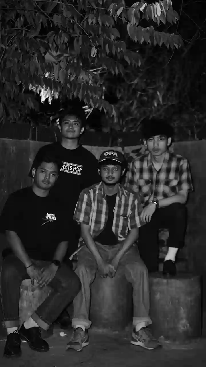 Music Breacheven Band EP Dust